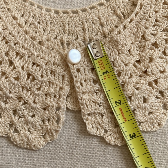 Handmade Crochet Lace Collar - Picture 8 of 15